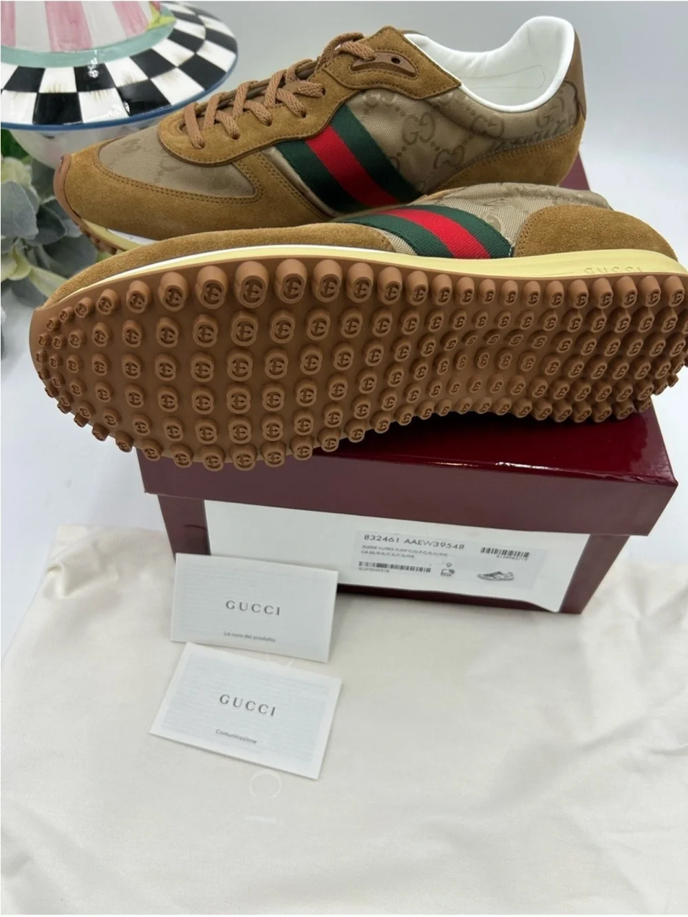 Men’s Gucci re-motion canvas/suede sneaker size 9, made in Italy. NWT.